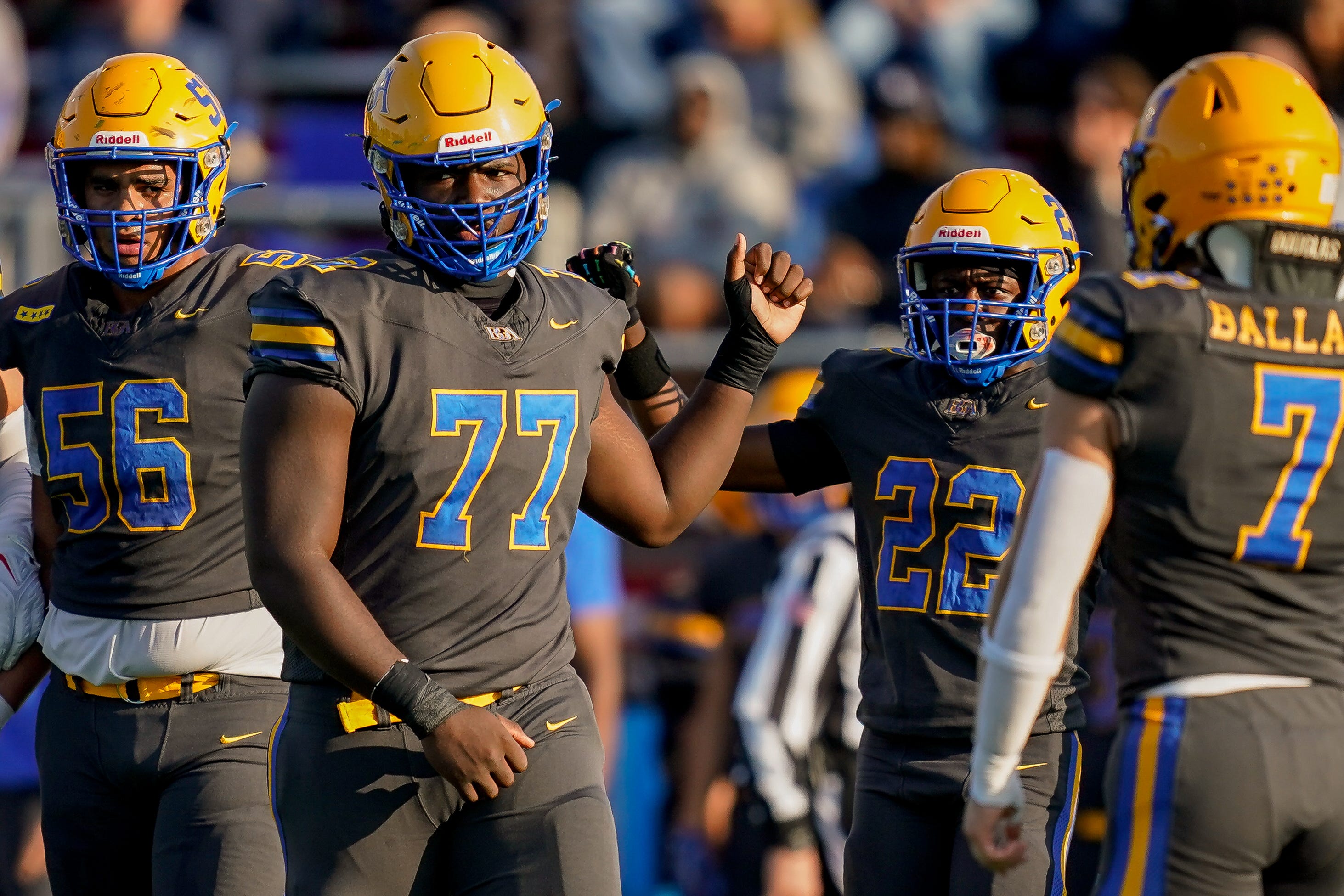 El fútbol estatal de Ohio, Ryan Day ofrece Ayden Woodruff de BGA