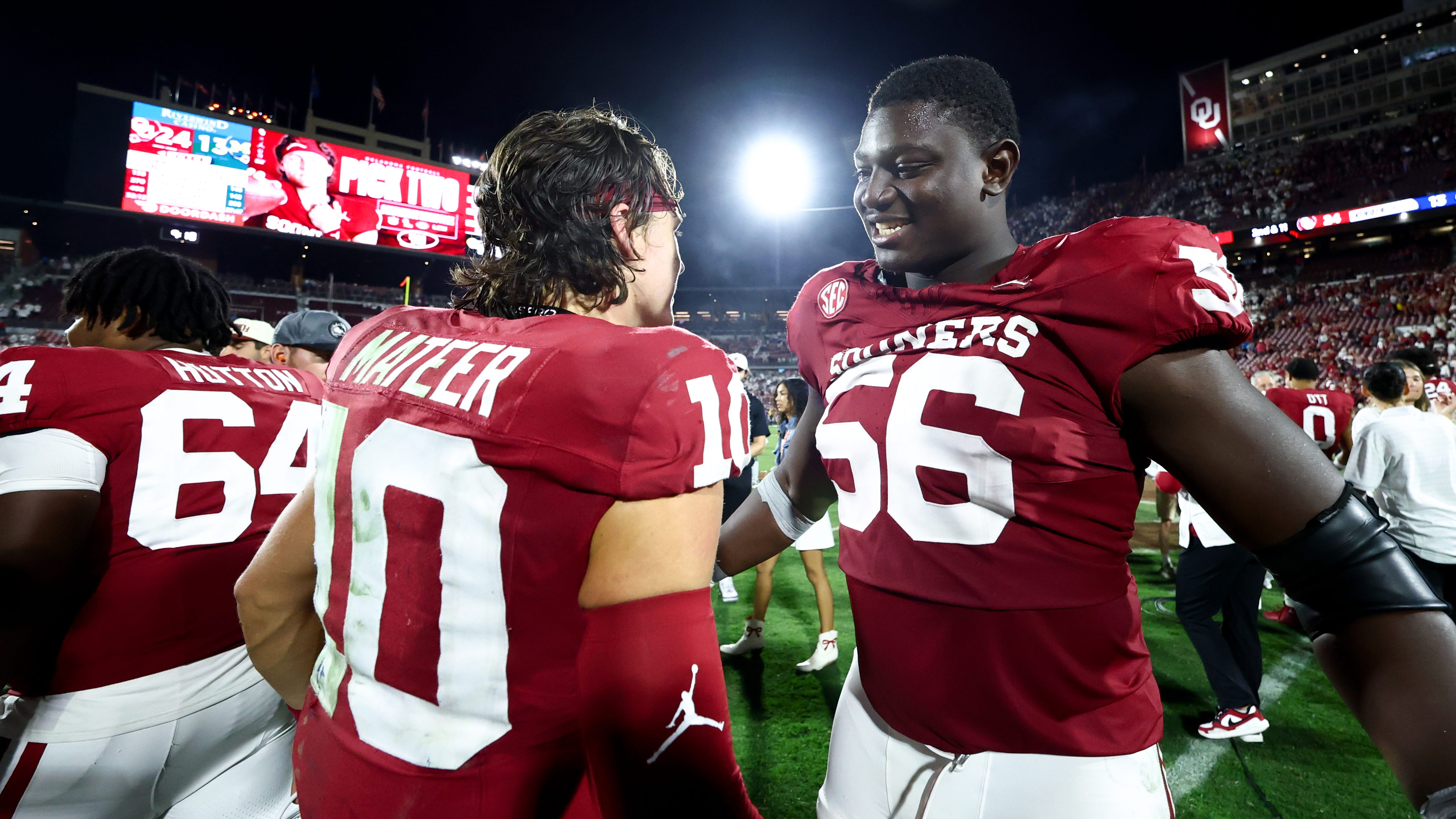 Texas QB Arch Manning celebrating touchdown
