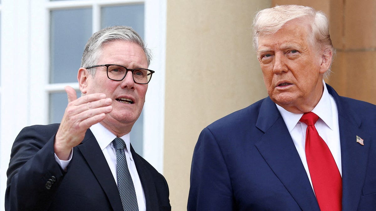 U.S. President Donald Trump, right, meets with British Prime Minister Keir Starmer in Turnberry, Scotland, on July 28, 2025.