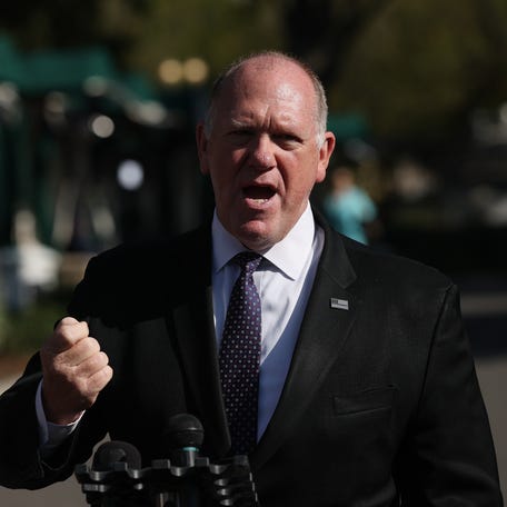 WASHINGTON, DC - SEPTEMBER 09: White House "Border Czar" Tom Homan talks to reporters outside the White House on September 9, 2025 in Washington, DC. Homan answered a range of questions related to immigration issues while talking with reporters. (Photo by Win McNamee/Getty Images)
