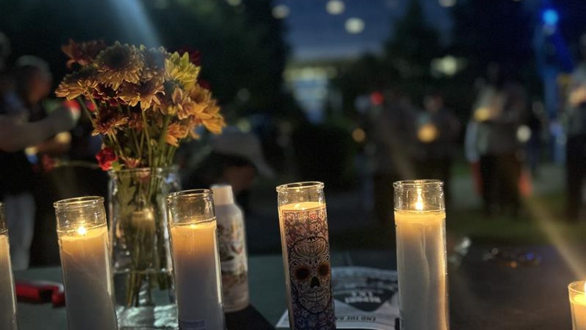 Three victims shot by sniper at Dallas ICE facility identified thumbnail