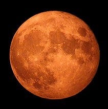 Is there a full moon tonight? October harvest moon 2025 is supermoon that'll shine for days