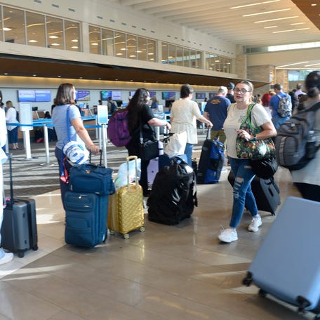 A global tech outage hit airlines, banks, healthcare and public transit and led to the long lines at GSP on Friday morning July 19, 2024.