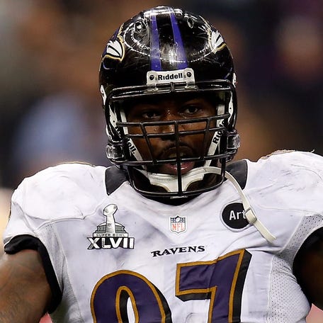 NEW ORLEANS, LA - FEBRUARY 03: Arthur Jones #97 of the Baltimore Ravens reacts against the San Francisco 49ers during Super Bowl XLVII at the Mercedes-Benz Superdome on February 3, 2013 in New Orleans, Louisiana. The Ravens won 34-31. (Photo by Christian Petersen/Getty Images)
