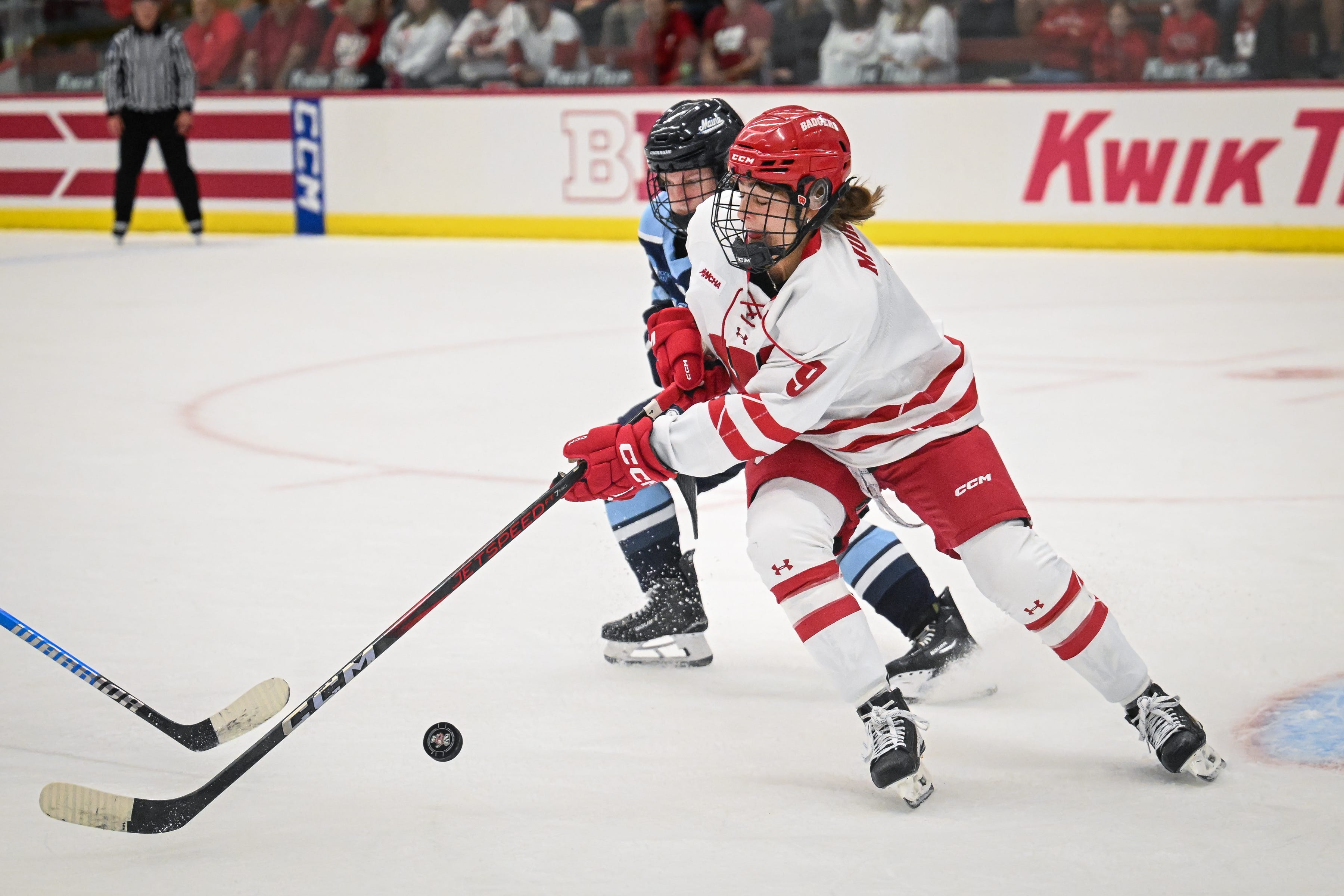 Wisconsin women’s hockey can’t match OSU’s energy, falls out of first