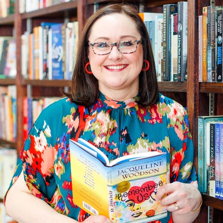 Amanda Jones is the author of "That Librarian."