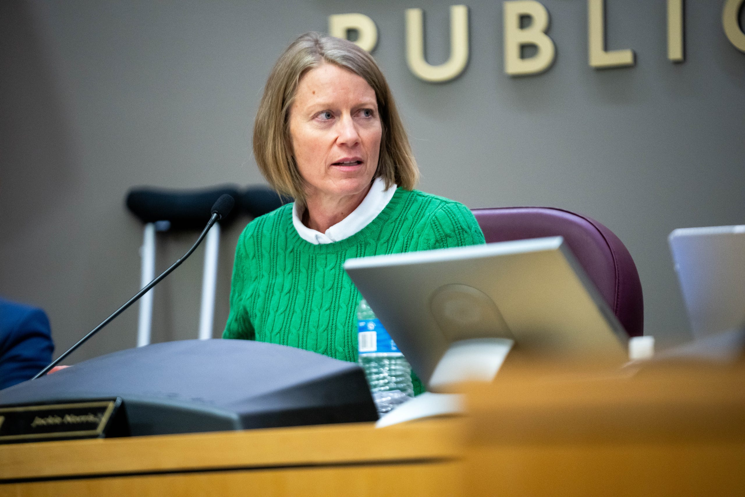 86574821007-dmps-board-meeting-cs-18.jpg
