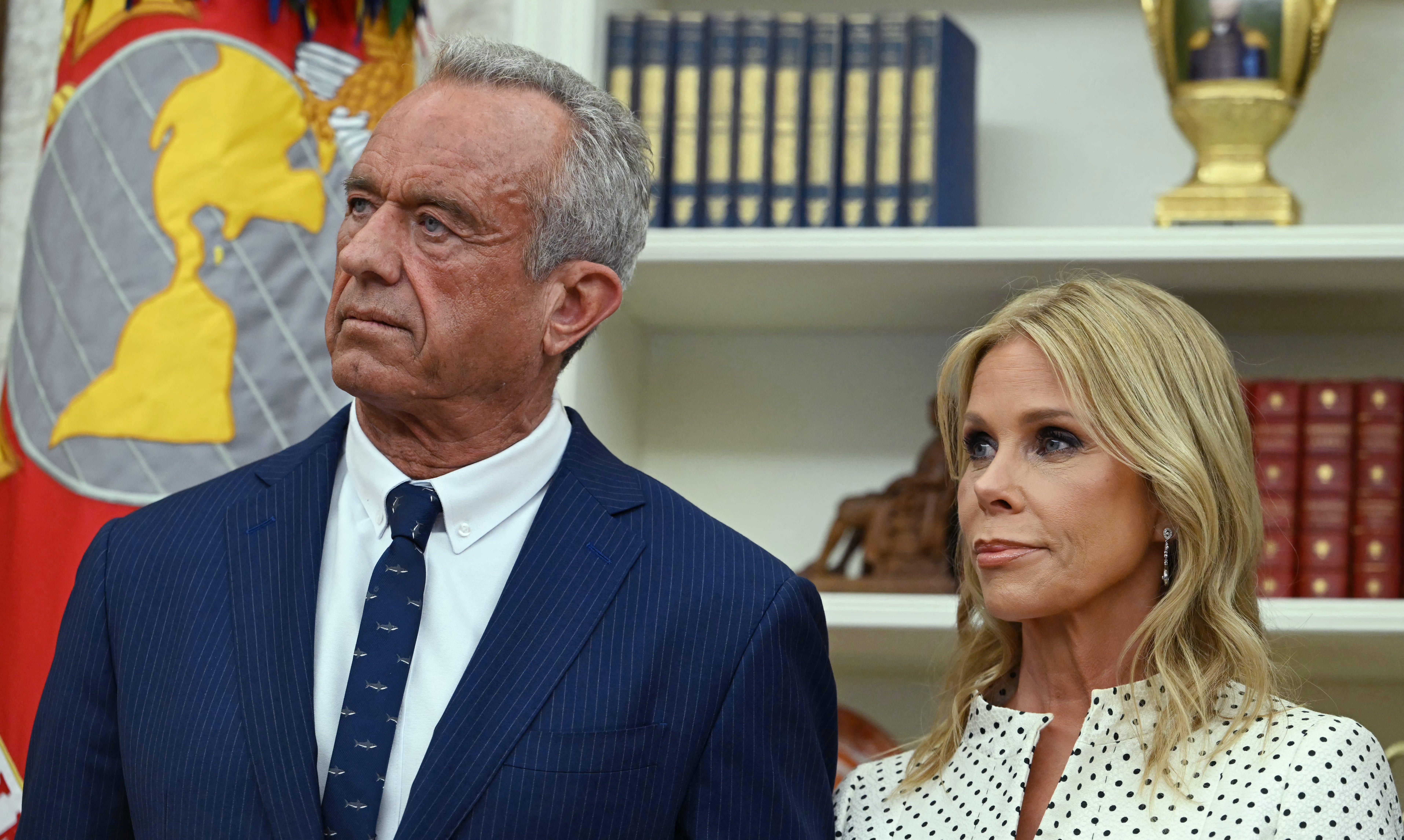 Cheryl Hines newest role? Actress is RFK. Jr's biggest defender, slamming Kennedys