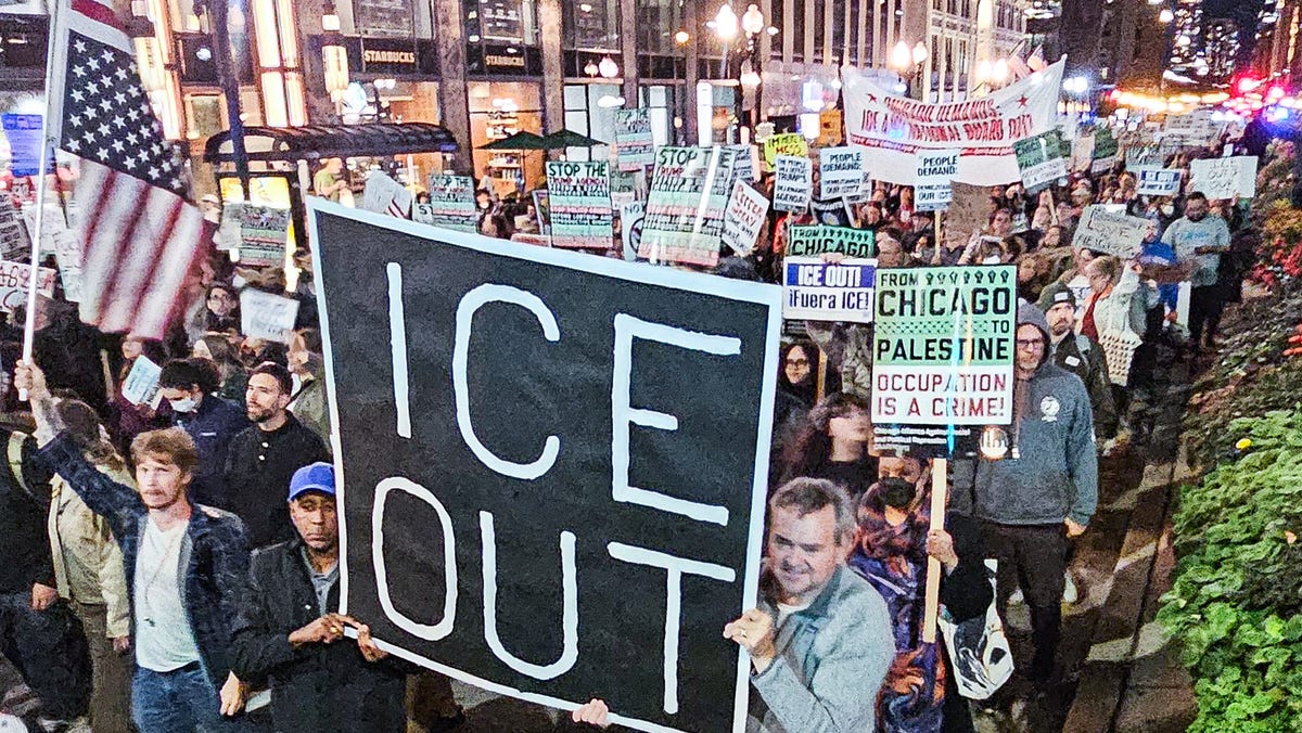 chicago protest oct. 8 10