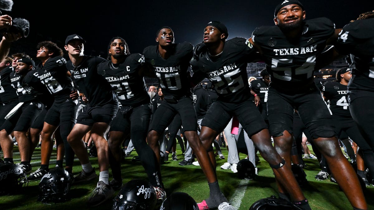 Where to watch Texas A&M vs Arkansas today: Time, TV channel to watch Week 8 game Where to watch Texas A&M vs Arkansas today: Time, TV channel to watch Week 8 game