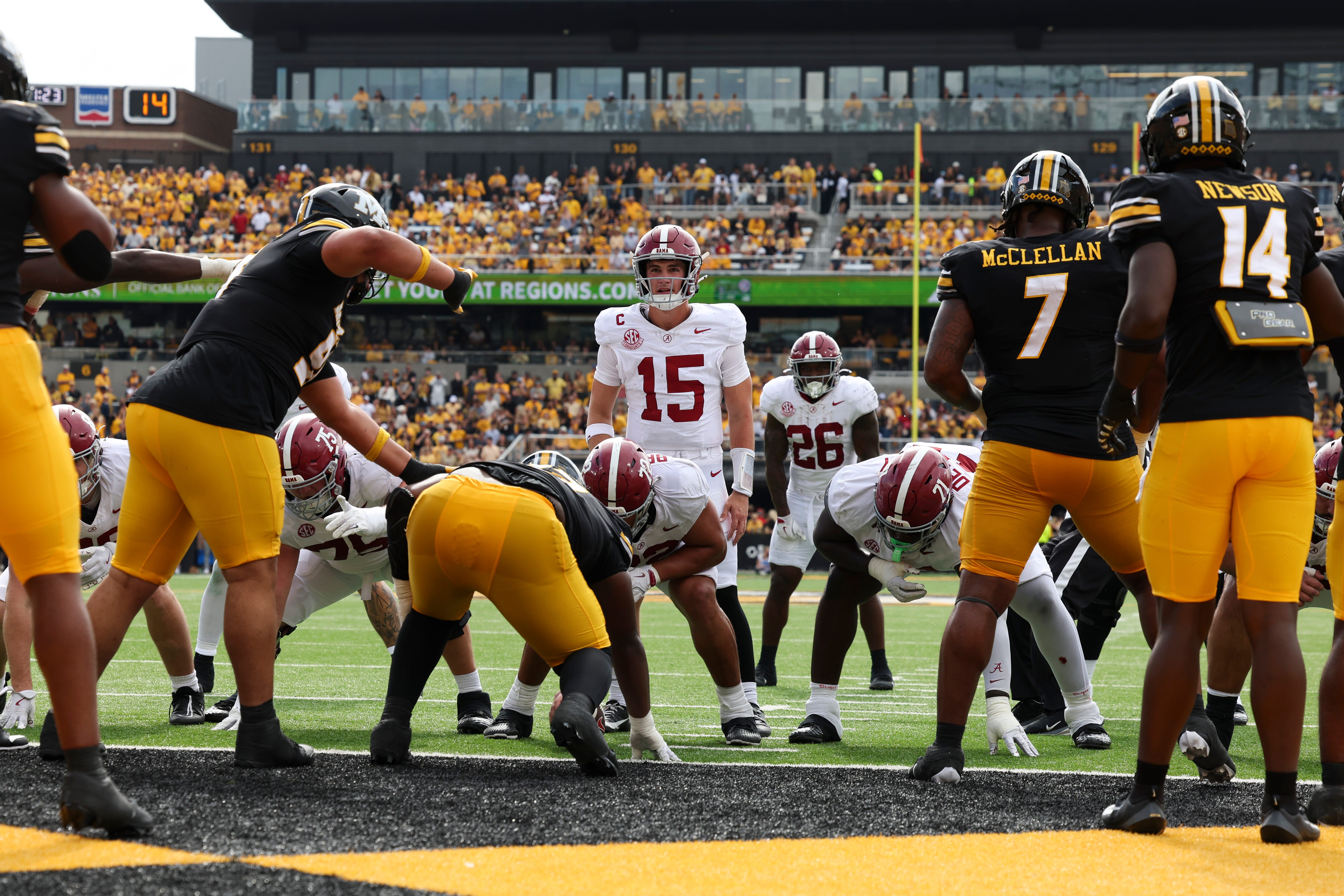 Los Steelers seleccionan al QB de Alabama en el nuevo draft simulado de la NFL 2026 de ESPN