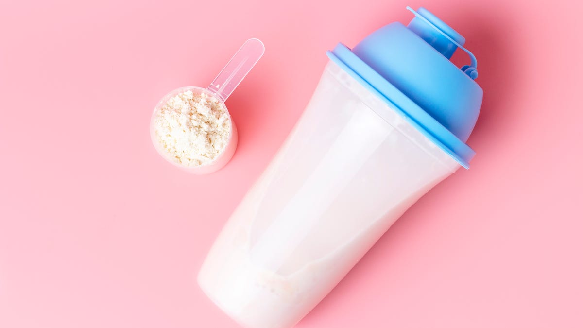 Use protein powder? New report reveals that some have high levels of lead