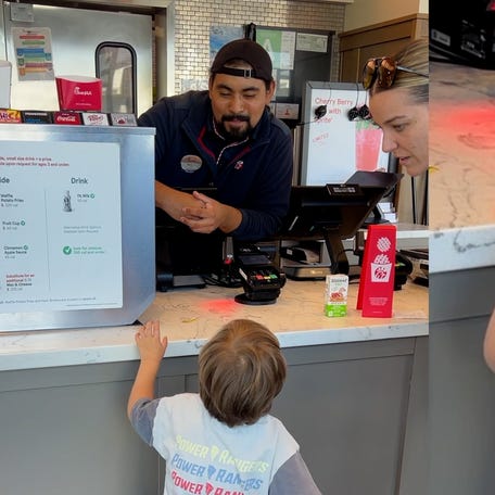 Watch cashier surprise boy who is hard of hearing with sign language