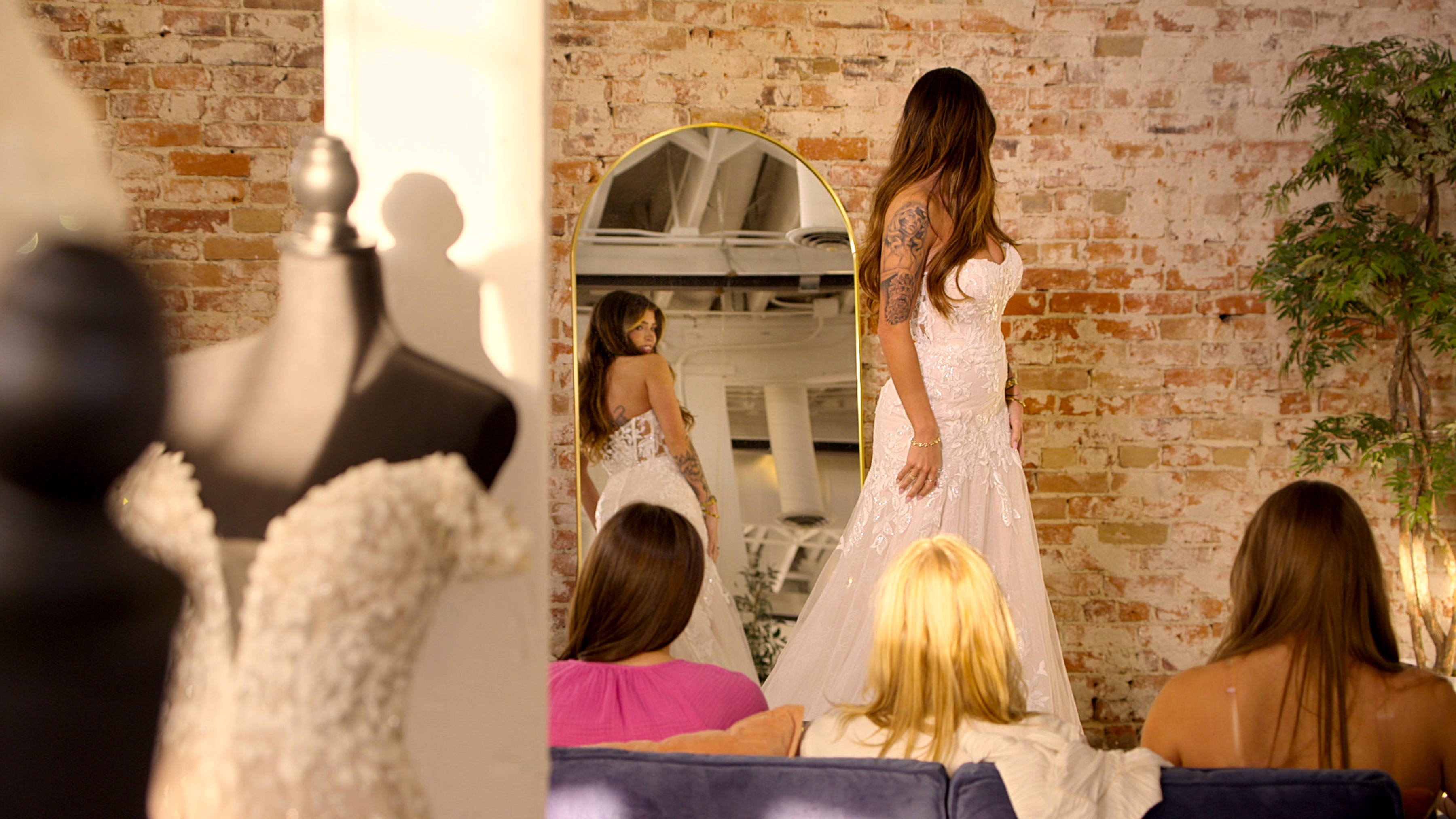 When is the last episode of 'Love is Blind' Season 9? Who is still together?