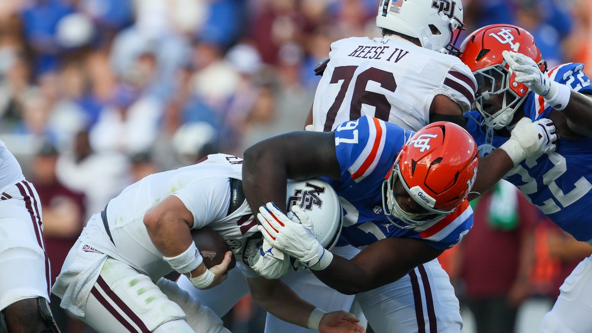 Blake Shapen stats as QB has Mississippi State in position for upset before interception Blake Shapen stats as QB has Mississippi State in position for upset before interception