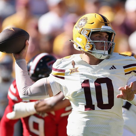Sam Leavitt #10 of the Arizona State Sun Devils throws a pass during the second quarter of the NCAAF game against the Texas Tech Red Raiders at Mountain America Stadium on October 18, 2025 in Tempe, Arizona.