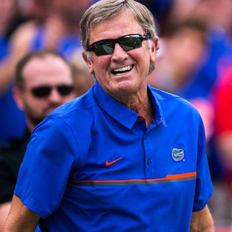 Former Florida head coach Steve Spurrier is acknowledged for his recent induction into the college football hall of fame during the game against the Tennessee Volunteers Saturday, September 16, 2017 at Ben Hill Griffin Stadium in Gainesville, Florida. The Gators beat the Volunteers 26-20. [Cyndi Chambers/ Gainesville Sun/Correspondent] 2017