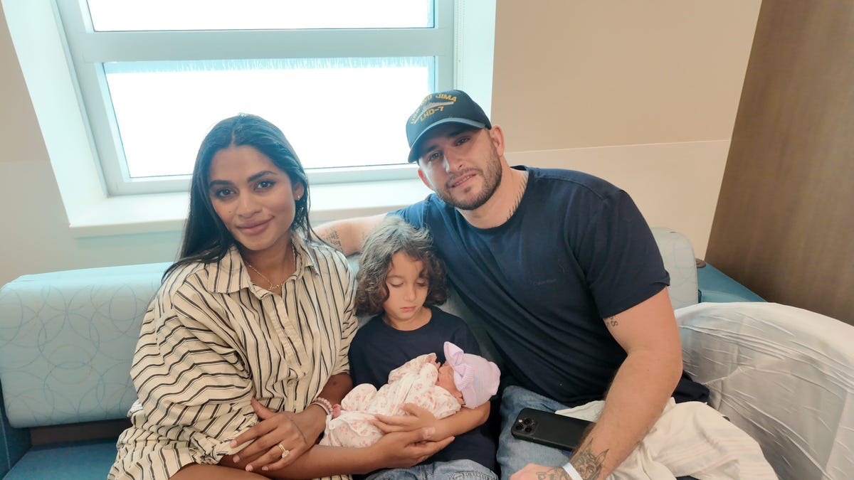 Frankie Acevedo and his wife Melissa Acevedo, and their children Levi and Lily.