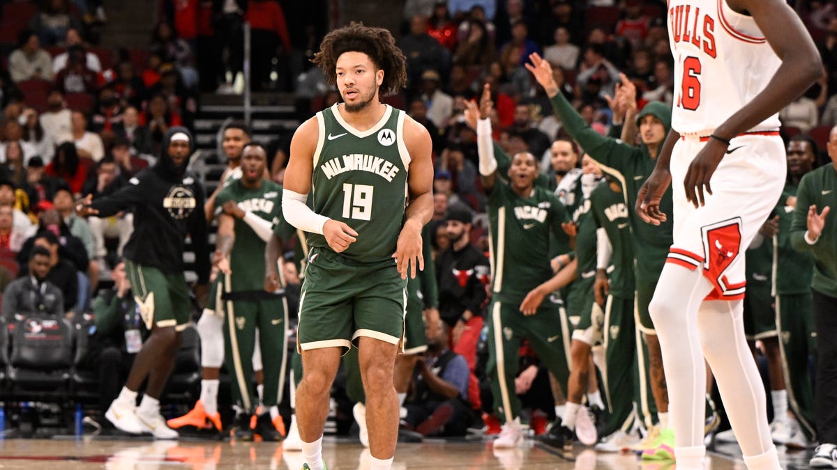 How did former Alabama basketball star Mark Sears do in NBA debut with Milwaukee Bucks? How did former Alabama basketball star Mark Sears do in NBA debut with Milwaukee Bucks?