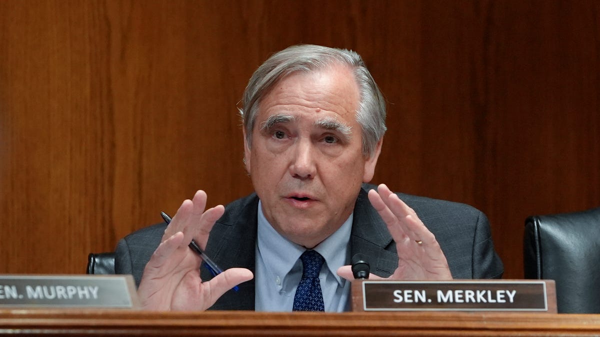 Who is Oregon Sen. Jeff Merkley? Why is he giving a marathon Senate speech? What to know. Who is Oregon Sen. Jeff Merkley? Why is he giving a marathon Senate speech? What to know.