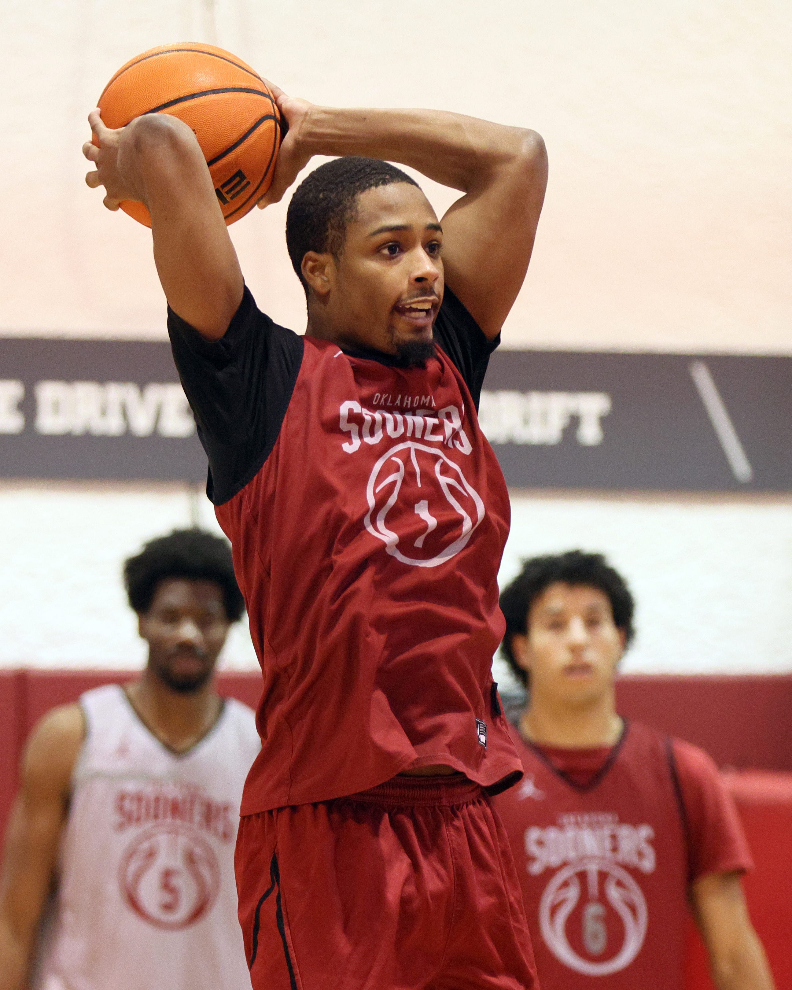 Saint Joseph's transfer Xzayvier Brown on coming to OU: 'Can't