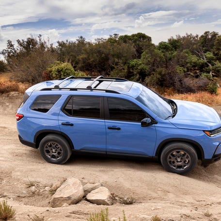 2024 Honda Pilot TrailSport SUV