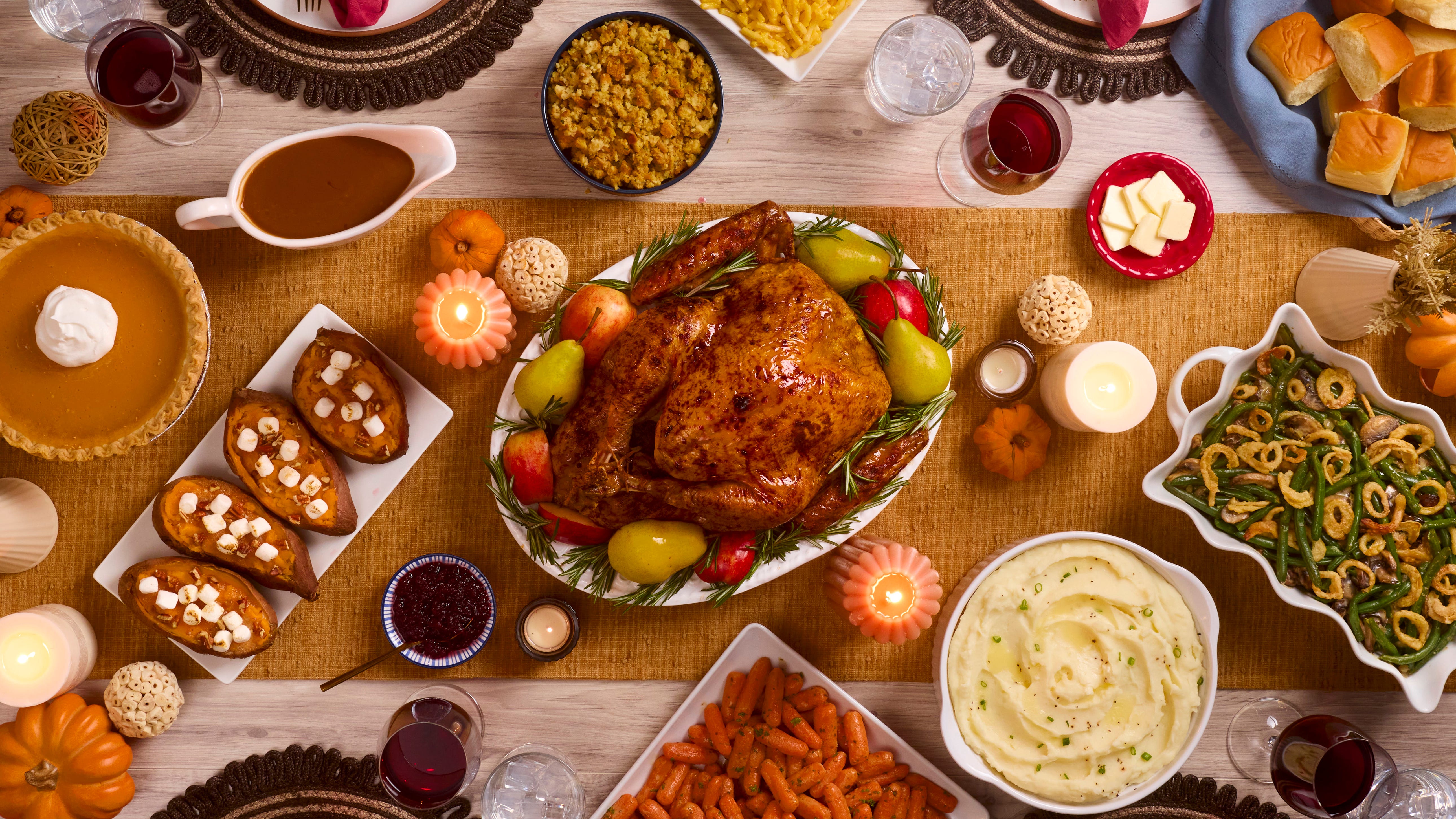 佛罗里达州感恩节期间哪些商店会开门、关门？