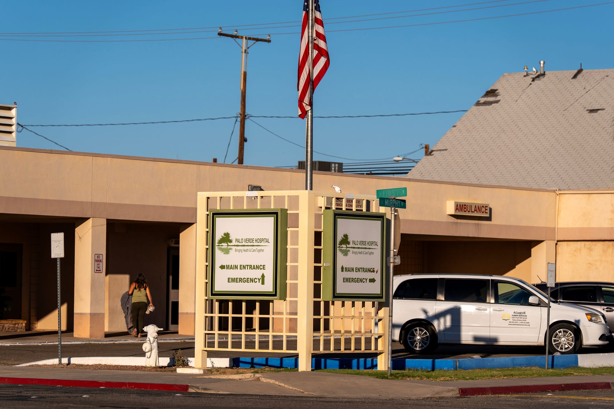 Palo Verde board approves Riverside County hospital management plan