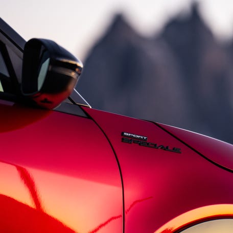 Alfa Romeo's 2026 Junior Sport Speciale is a new offering from the Italian automaker that joins the lineup as a fresh trim, amplifying the SUV's sporty edge and premium persona.