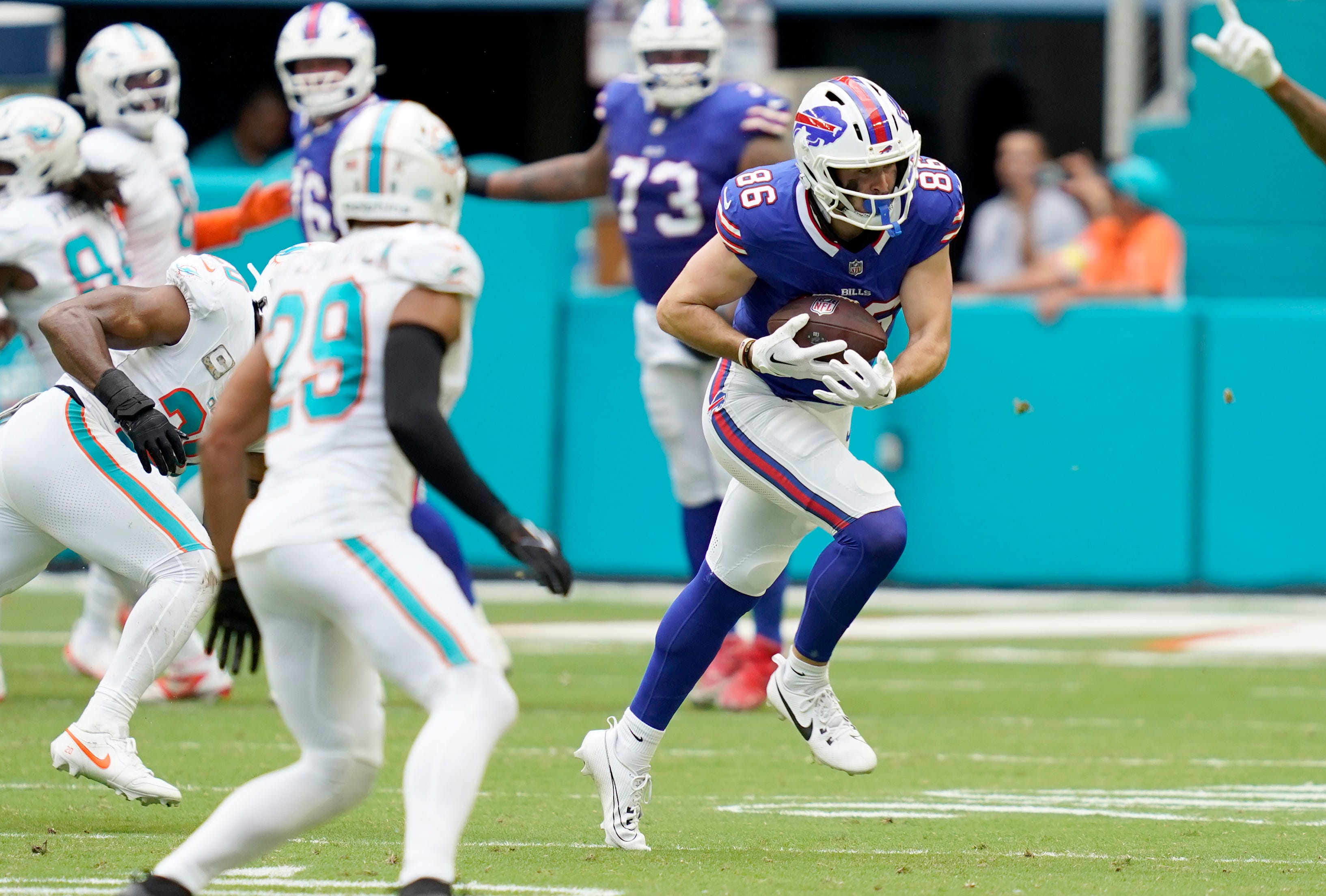 Bills look to Joshua Palmer, Dawson Knox to replace Dalton Kincaid