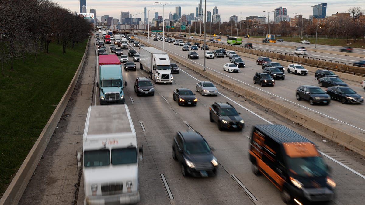 Plan a sober ride to avoid drunk driving Plan a sober ride to avoid drunk driving