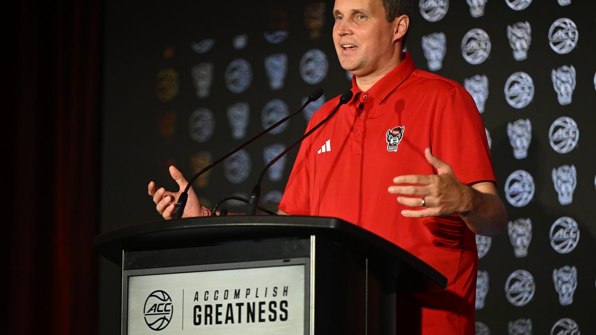 Will Wade takes another dig at Hubert davis Will Wade takes another dig at Hubert davis