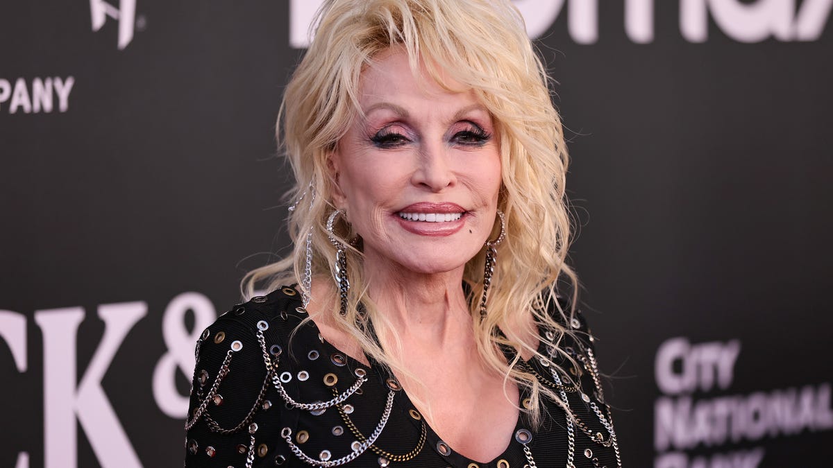 Dolly Parton attends the Rock & Roll Hall of Fame Induction Ceremony at Microsoft Theater on Nov. 5, 2022, in Los Angeles.