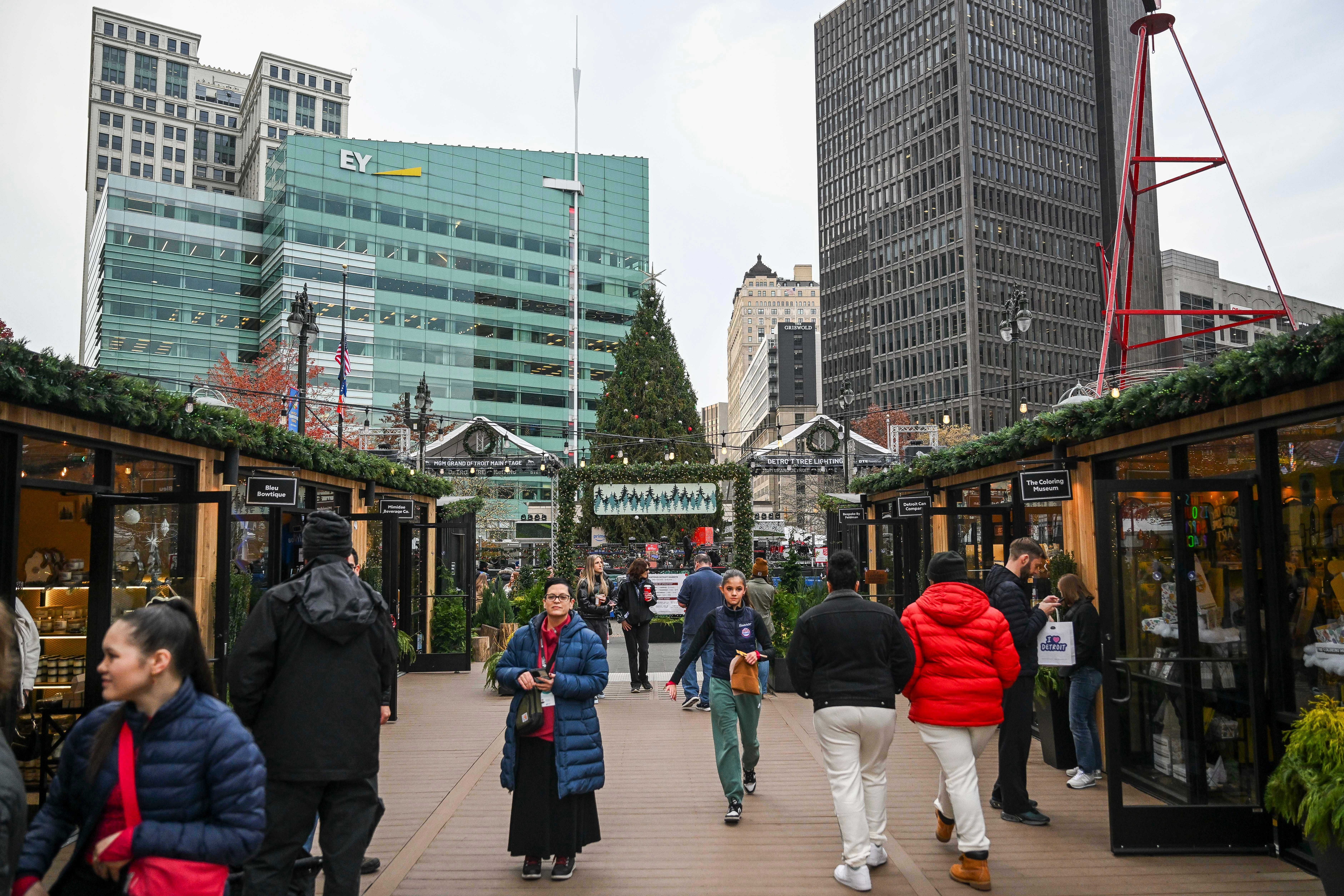 Have a small biz? Apply to be at Downtown Detroit Markets this this holiday season