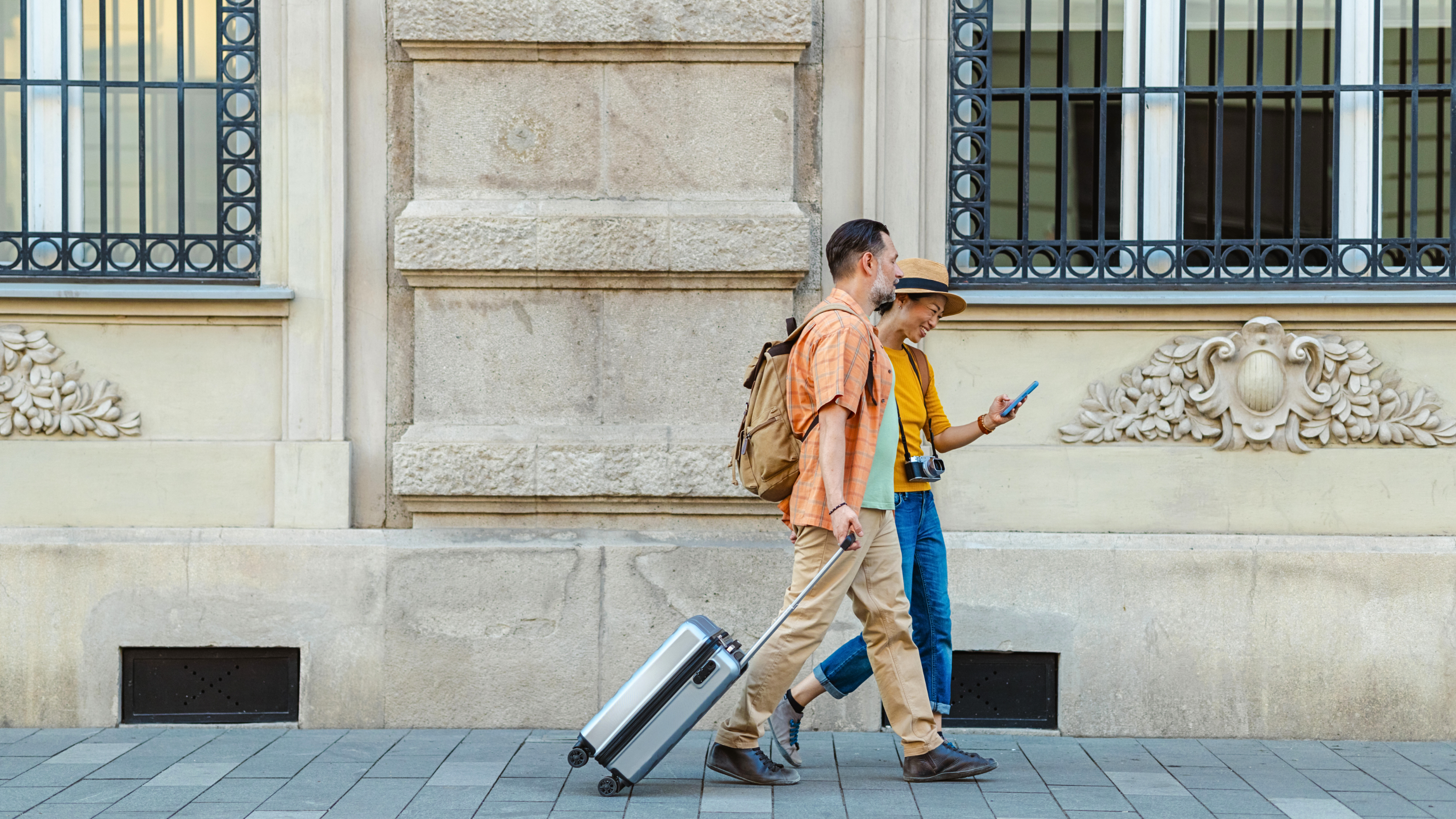 节省航班、度假套餐