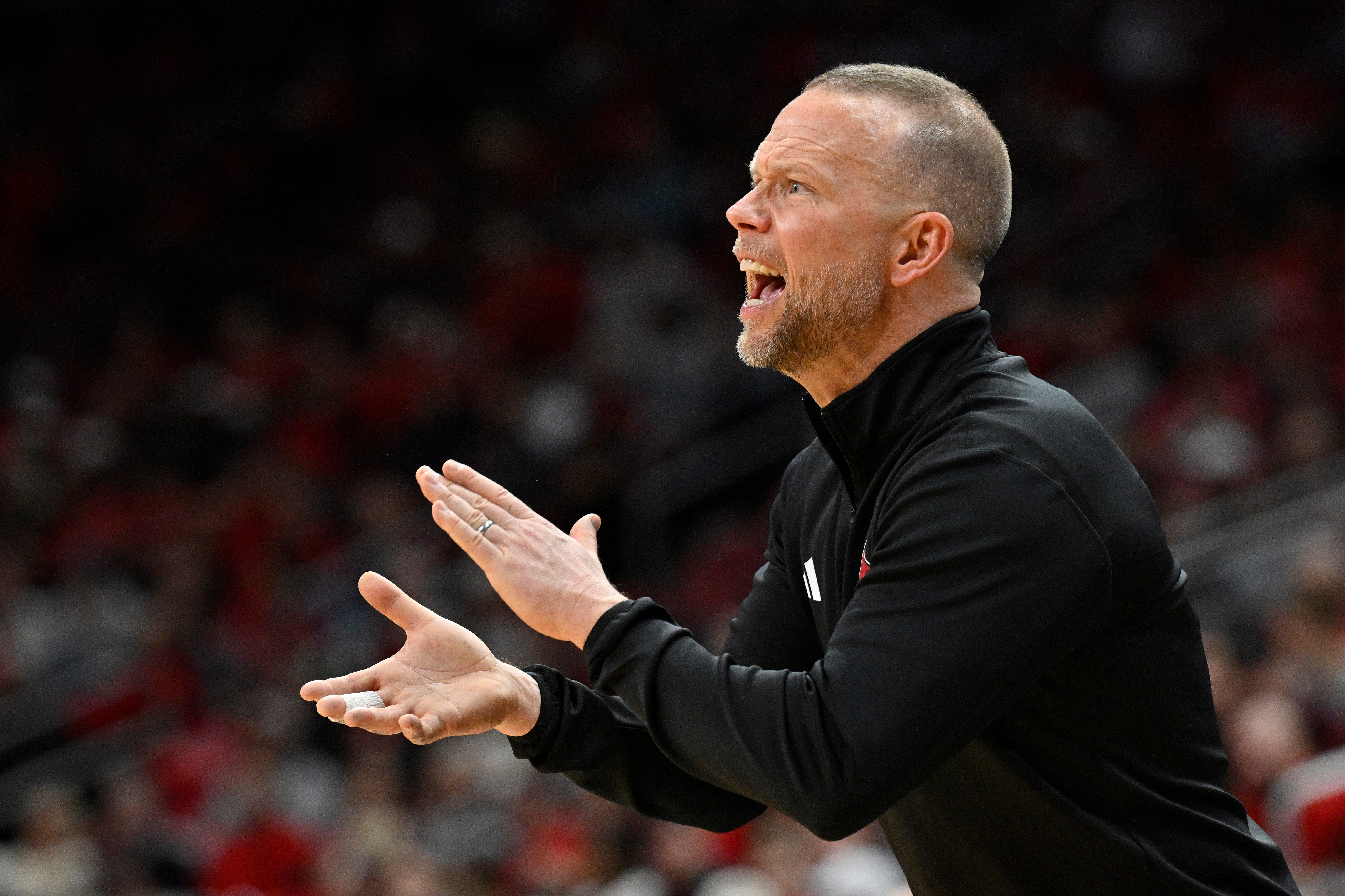 Louisville basketball ranking in new AP Top 25, updated Coaches Poll