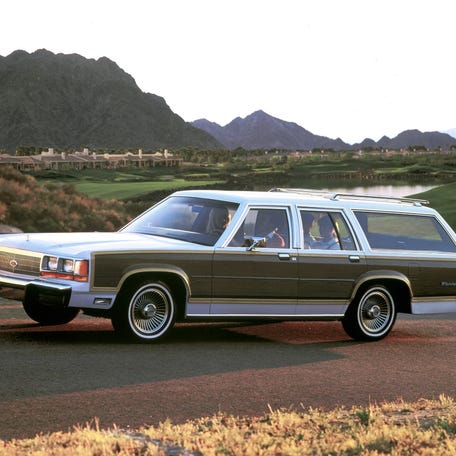 1990 Ford Country Squire