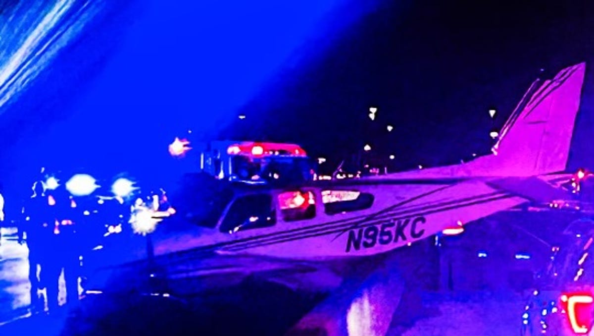 Crash-landing plane collides with Melbourne woman’s car on I-95 Crash-landing plane collides with Melbourne woman’s car on I-95