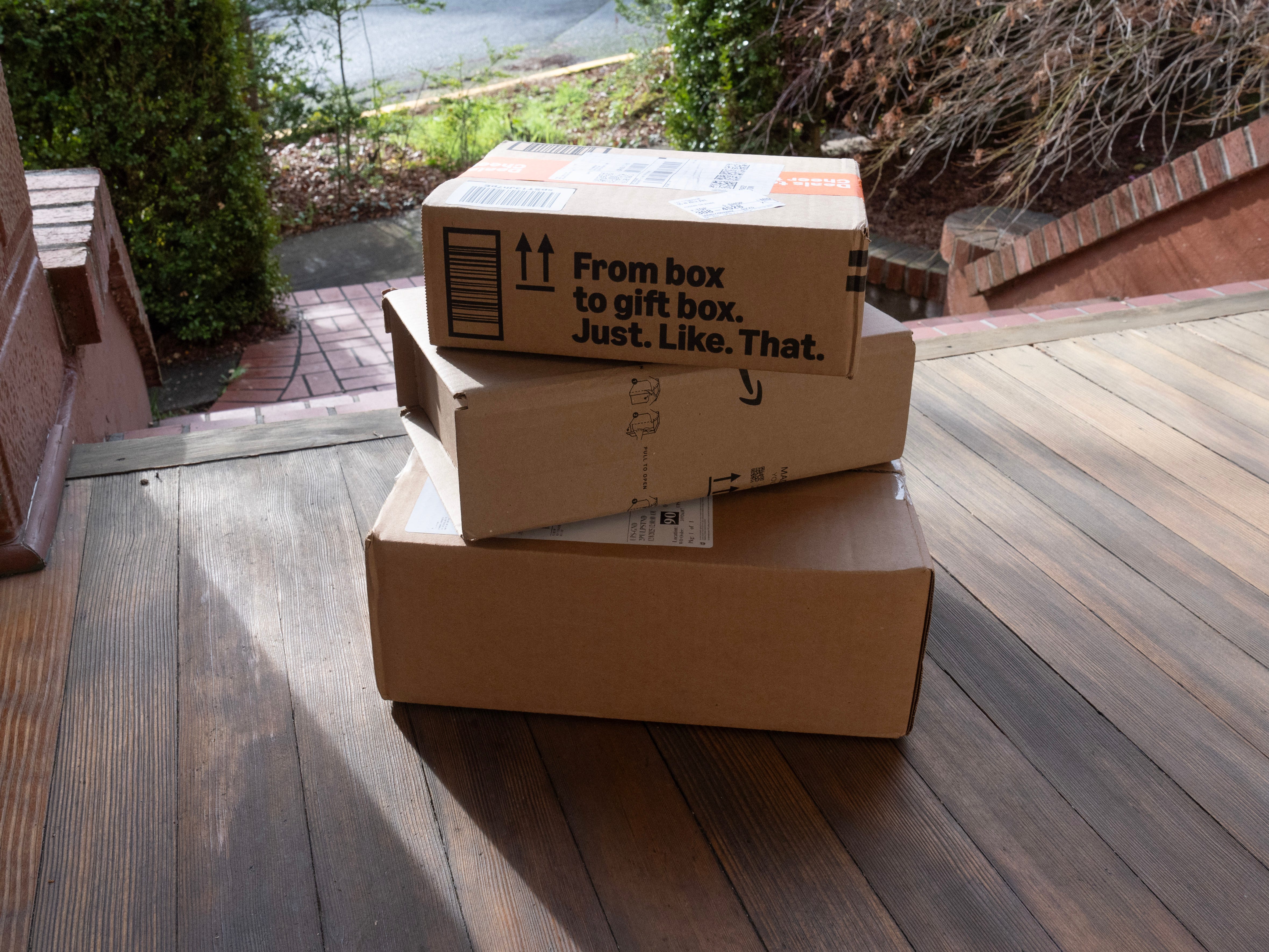 Arizona police urge residents to secure packages, mail and cars as holiday theft risks rise with more deliveries and shopping trips.