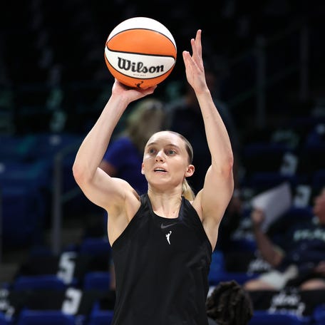 Paige Bueckers is in her first Team USA senior camp this weekend.