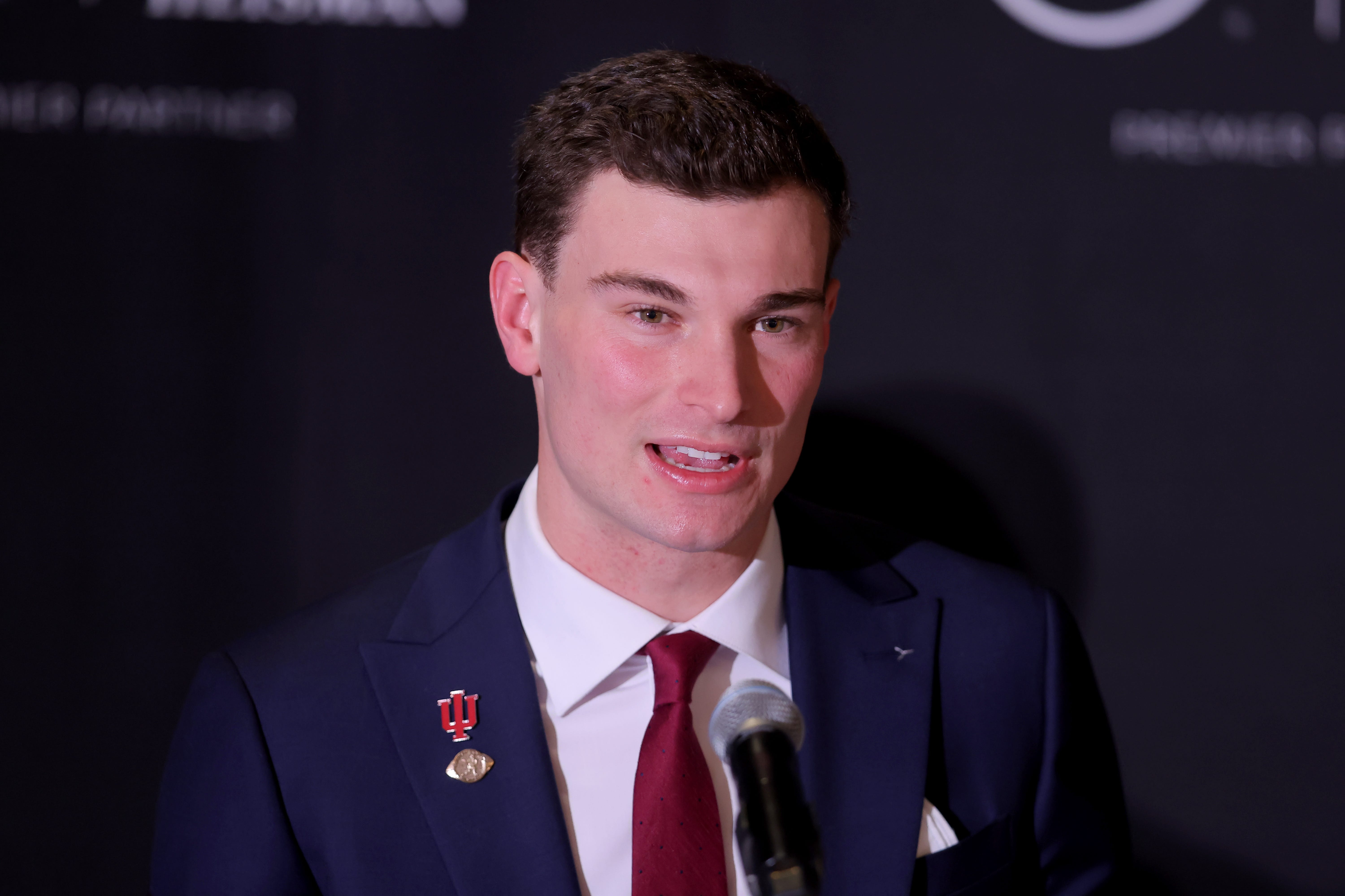 Why former Indiana quarterback Fernando Mendoza won’t be going to White House