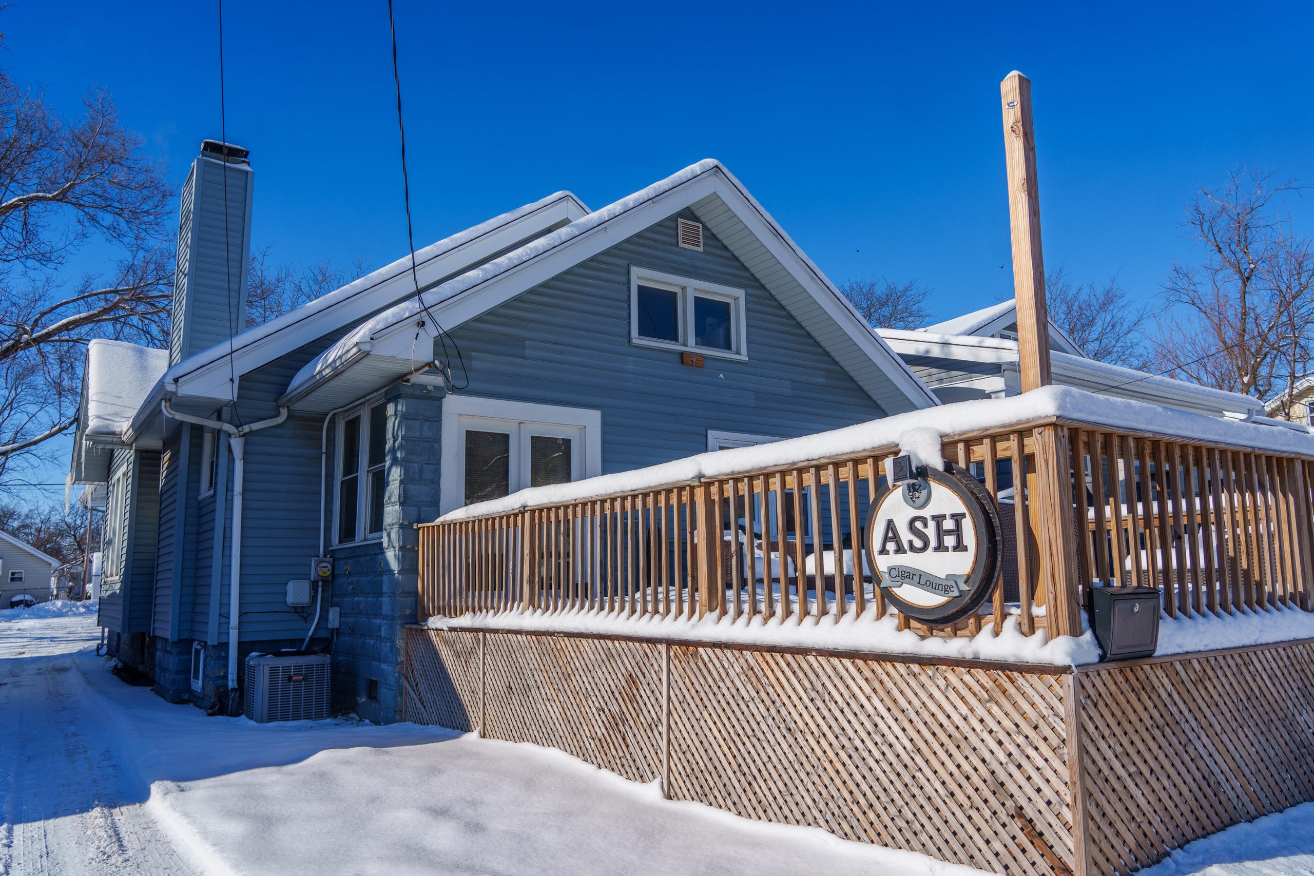 87787408007-121425-ash-02.jpg?width=2560