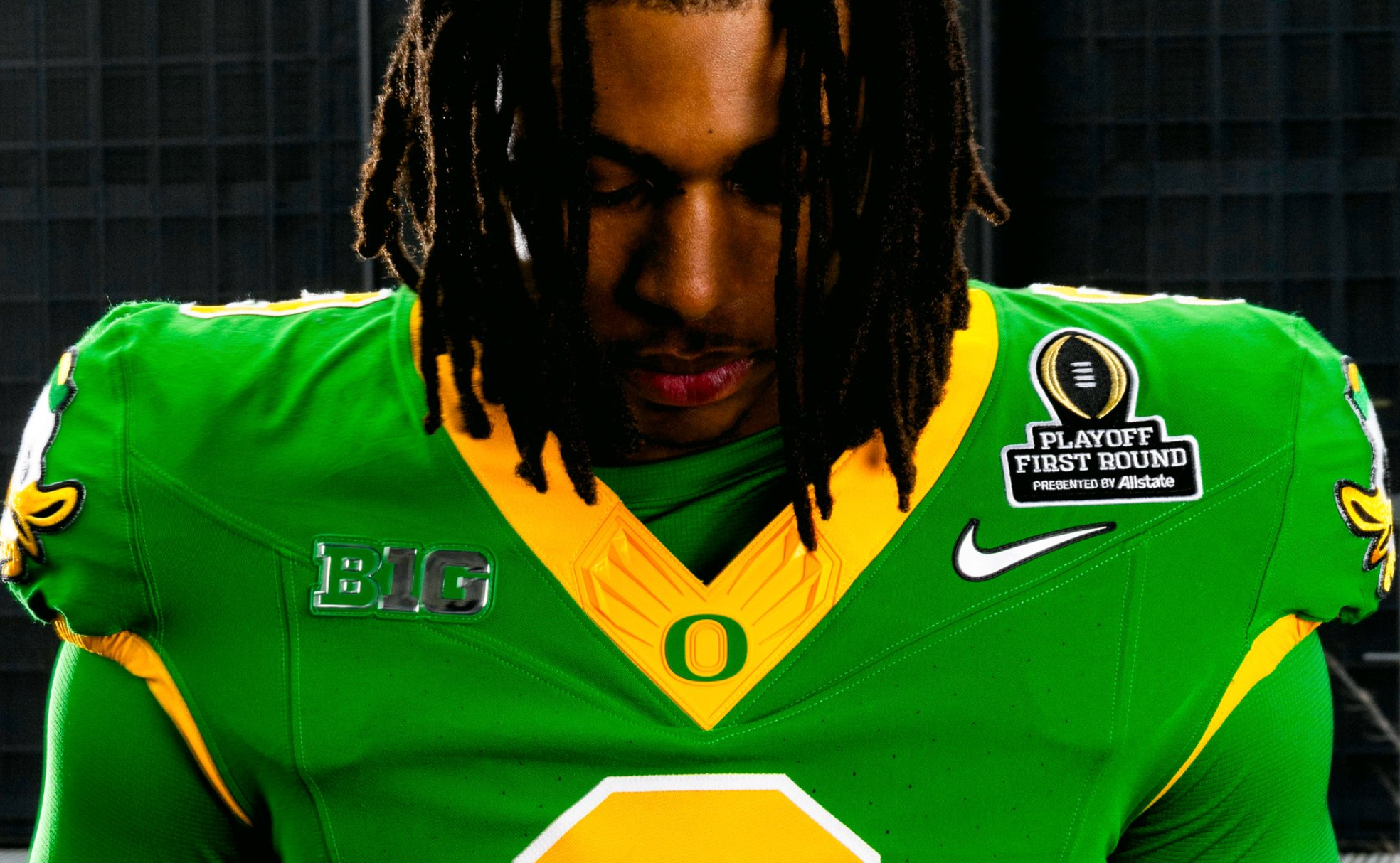Oregon Ducks uniforms for the first round College Football Playoff game against James Madison.