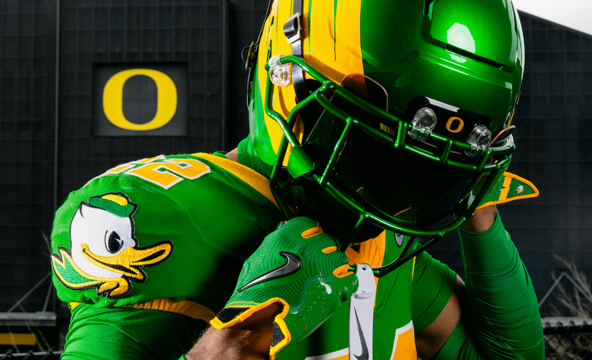 Oregon Ducks uniforms for the first round College Football Playoff game against James Madison.