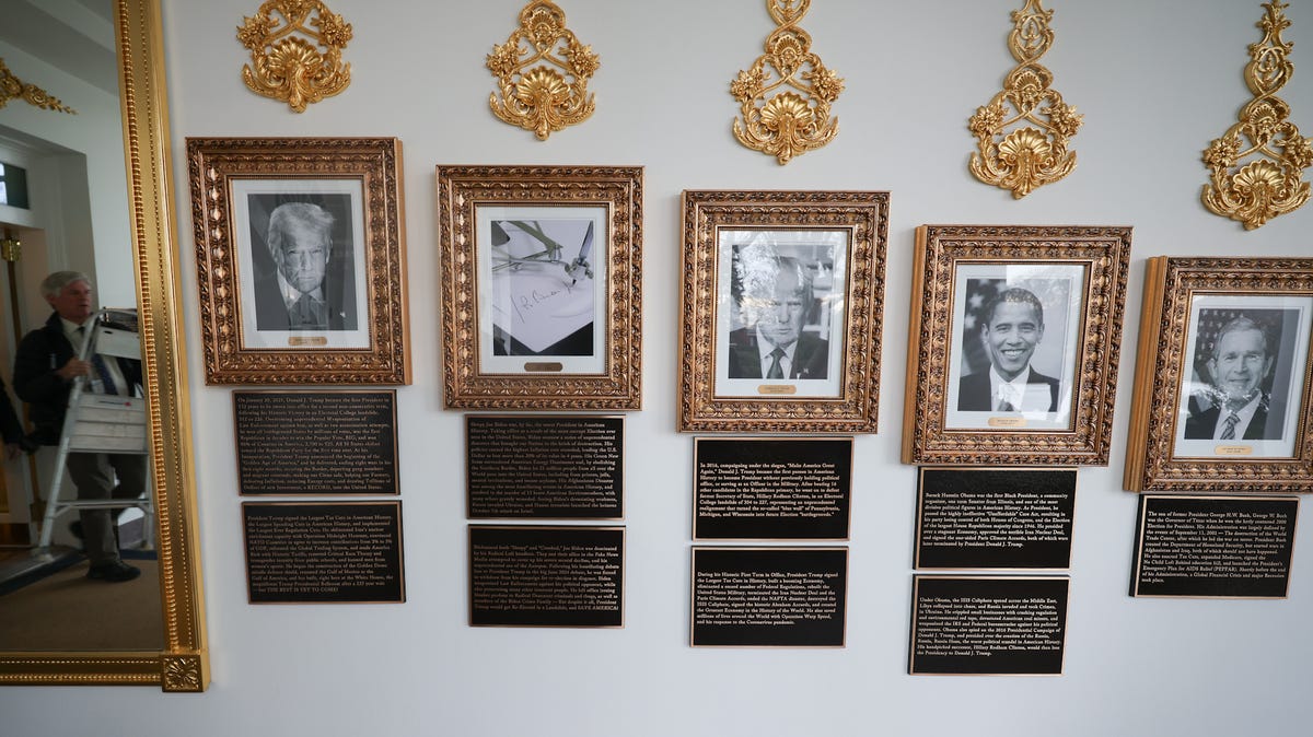 20251217_VPC_PRESIDENTIAL PLAQUES INSTALLED BY TRUMP]_THUMB_GETTY.00_00_00_00.Still004.jpg