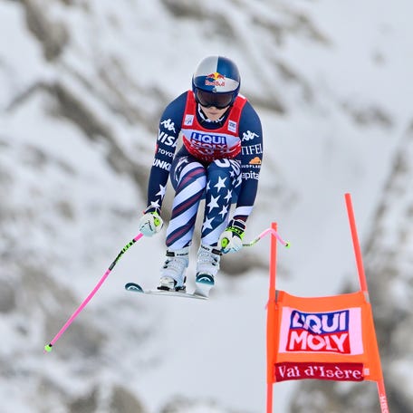VAL D'ISERE, FRANCE - DECEMBER 20: Lindsey Vonn of Team United States in action during the Audi FIS Alpine Ski World Cup Women's Downhill on December 20, 2025 in Val d'Isere, France. (Photo by Alain Grosclaude/Agence Zoom/Getty Images)