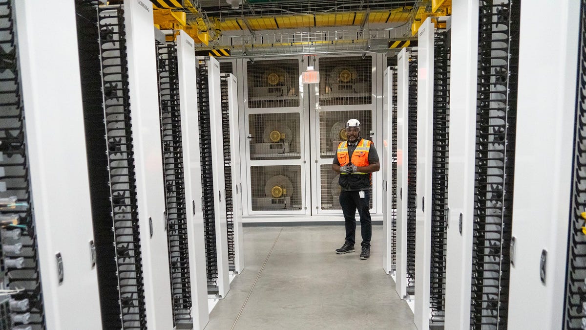 Parents with teens mull college and job training in an AI future Parents with teens mull college and job training in an AI future