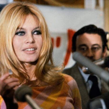 French actress Brigitte Bardot gives a press conference in Dec., 1965 in Hollywood for the film "Viva Maria", directed by Louis Malle (background). The American film "Dear Brigitte" (Chre Brigitte), directed by Henry Koster, was released at the same year.