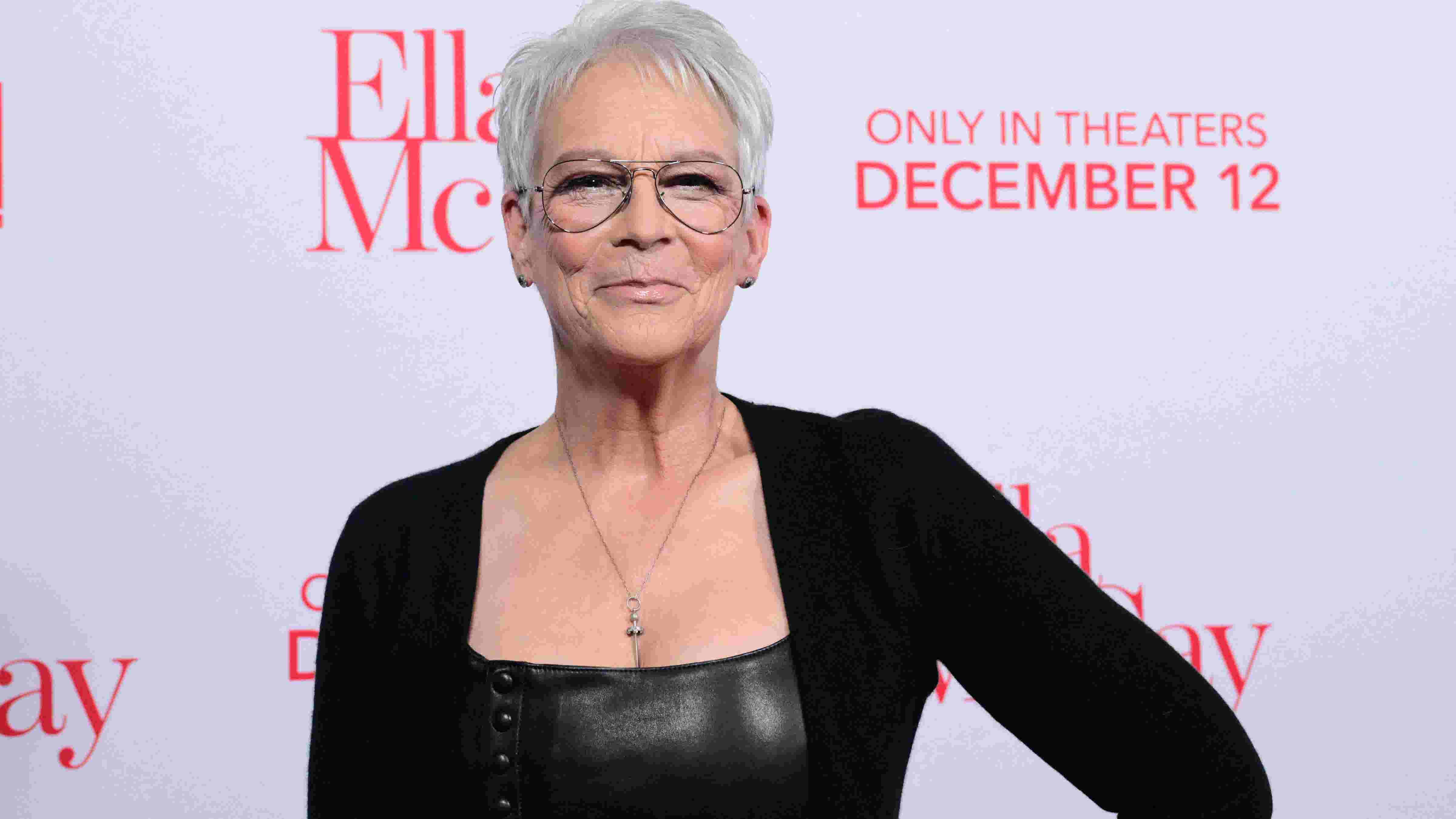 Jamie Lee Curtis gives advice on how to find hope in trying times