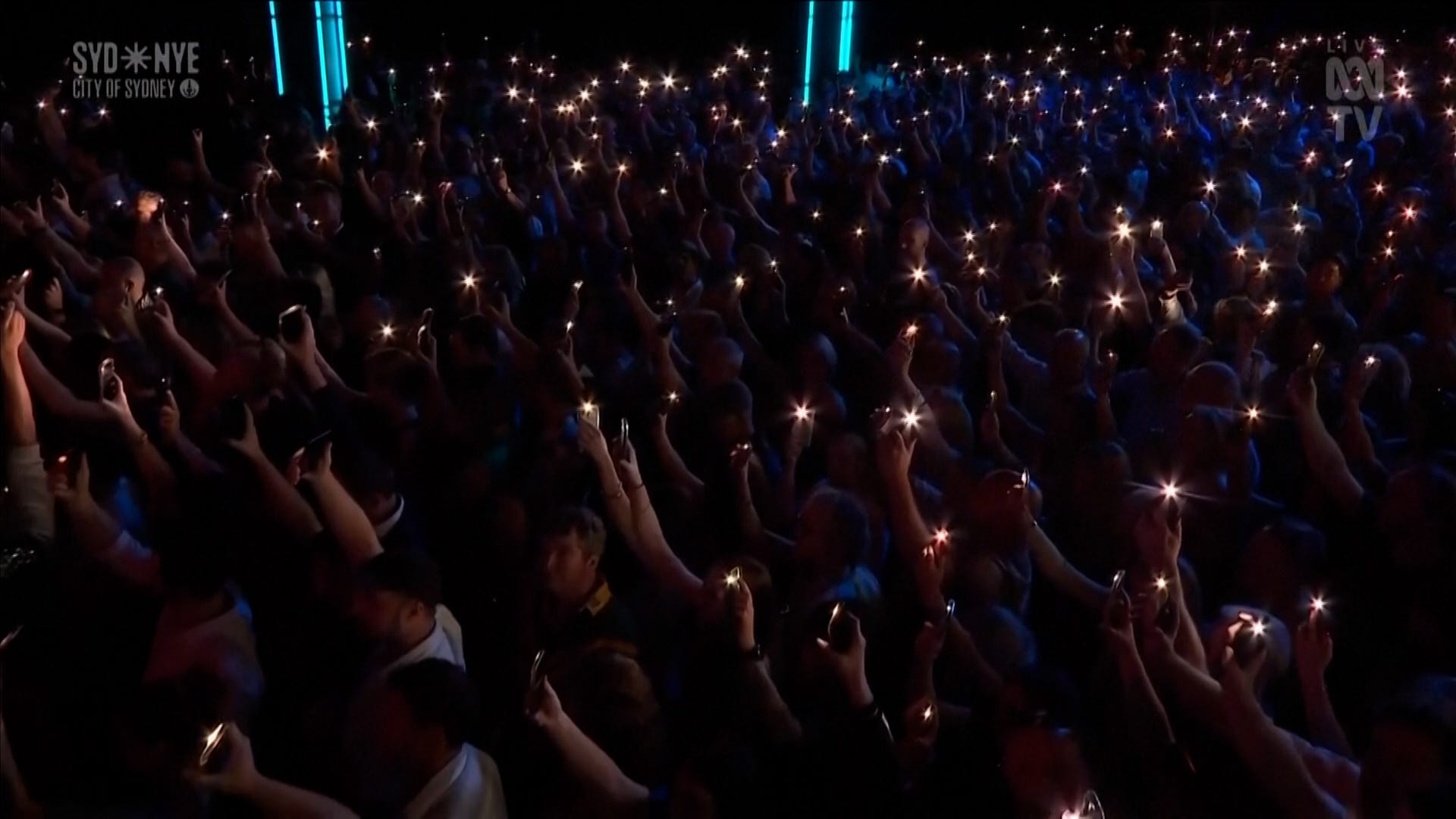 Sydney goes silent on New Year's for Bondi Beach victims